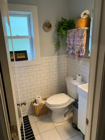 $1,525 | 1111 Washington Court, Unit 3, Tallahassee, FL 32303