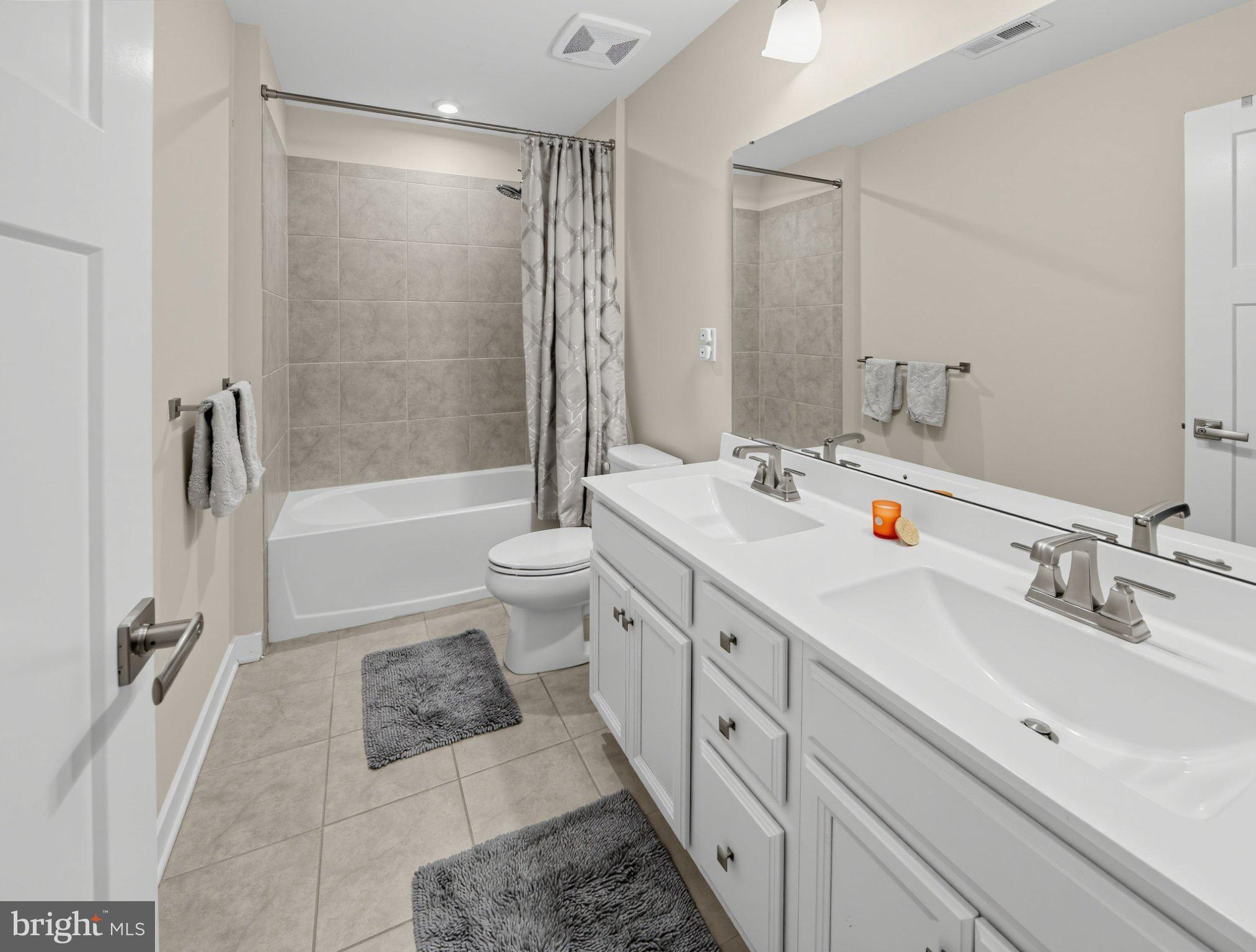 224 Pixie Moss Road Pottstown, PA 19464 - Photo 20 of 35 Upper Fl Hall Bath
