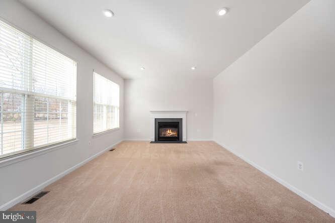 15858 Aerial View Road Woodbridge, VA 22193 - Photo 9 of 30 Family room off the kitchen with Gas log Fireplace