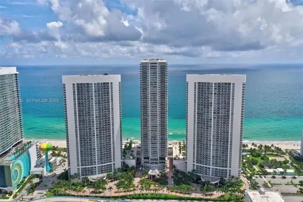 $5,200 | 1830 South Ocean Drive, Unit 4810, Hallandale Beach, FL 33009