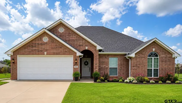 $310,000 | 19710 State Highway 64, Arp, TX 75750