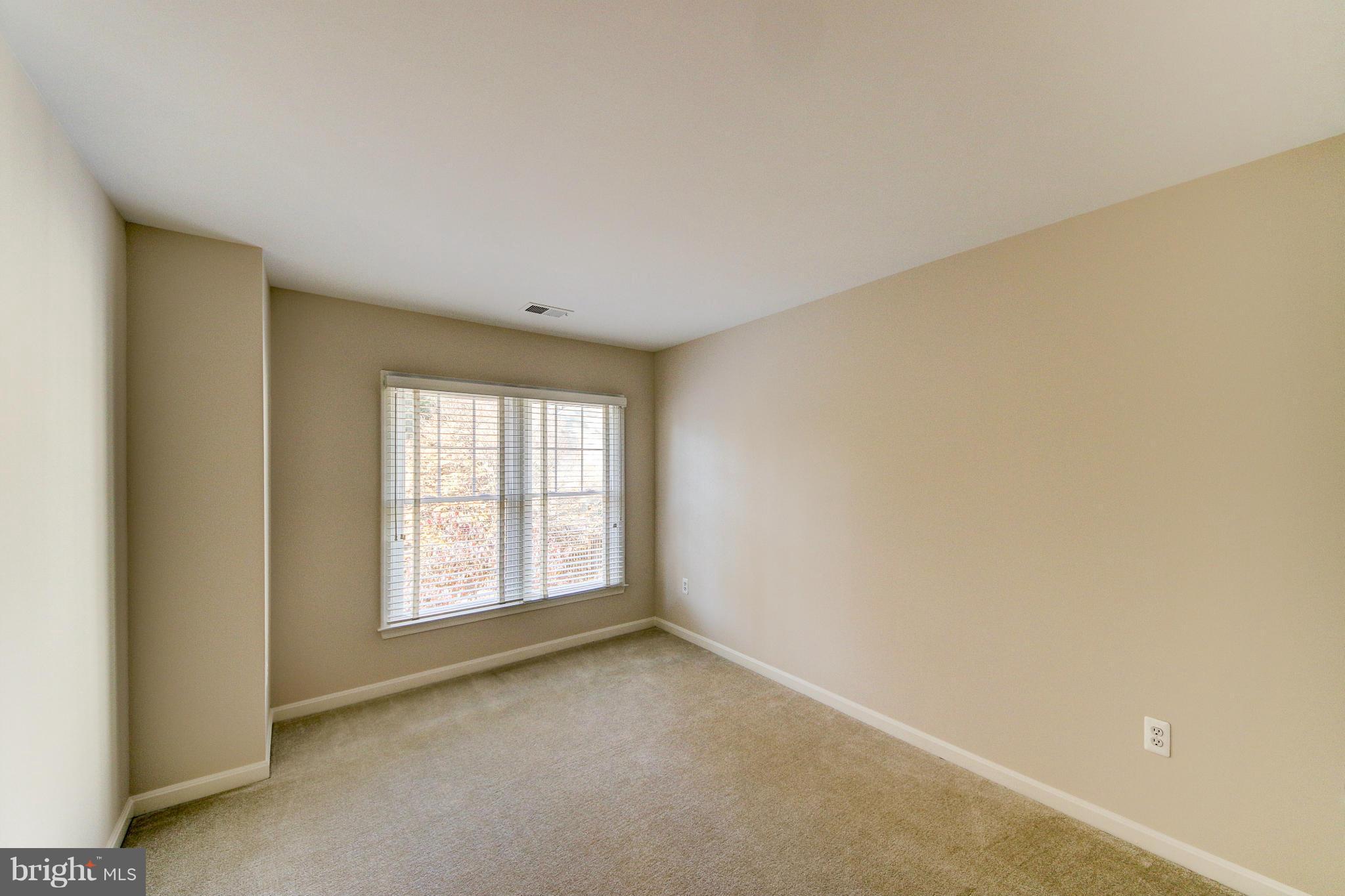 1258 Weatherstone Court Reston, VA 20194 - Photo 19 of 24 an empty room with windows
