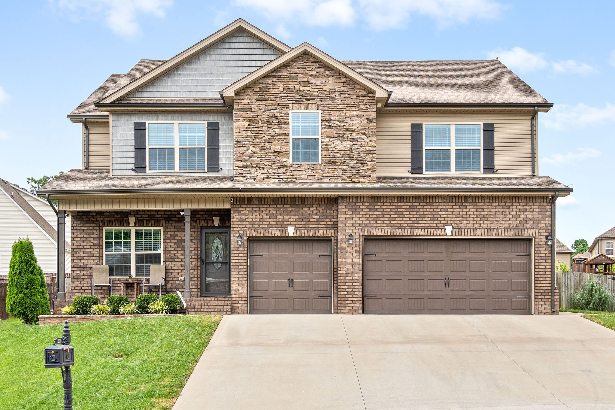1618 Raven Road Clarksville, TN 37042 - Photo 1 of 41 Gallery Image 1
