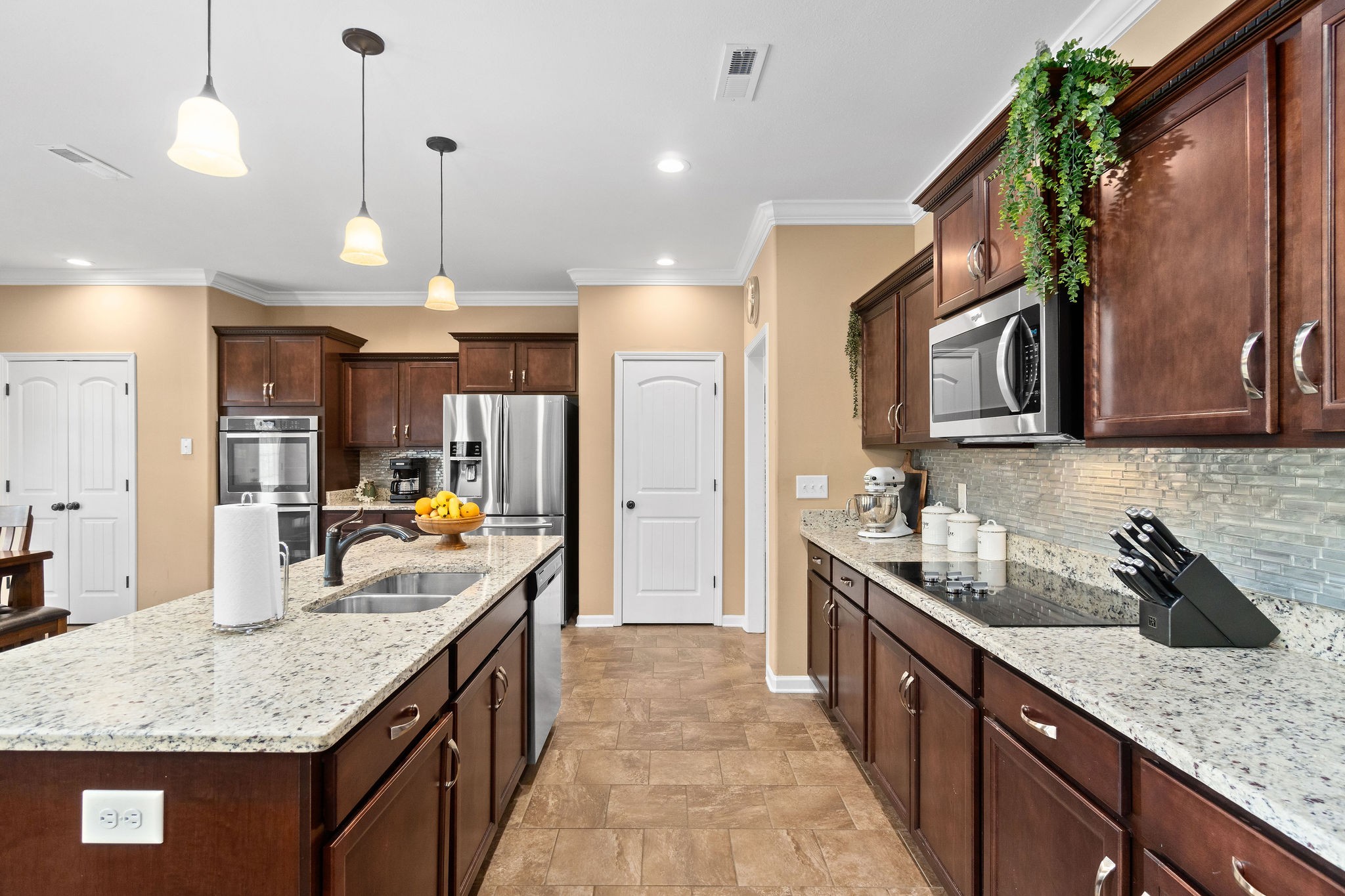 1618 Raven Road Clarksville, TN 37042 - Photo 16 of 41 Gallery Image 16