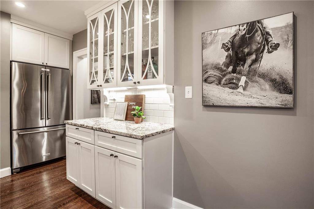 205 Berkley Road Indianapolis, IN 46208 - Photo 12 of 39 Gallery Image 12