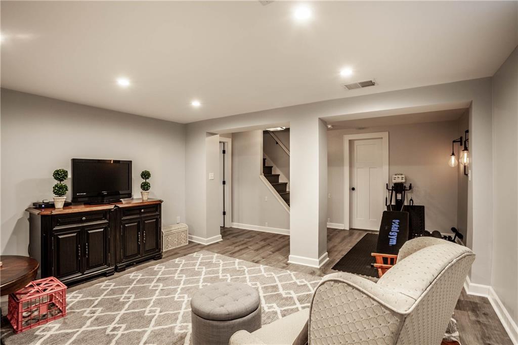 205 Berkley Road Indianapolis, IN 46208 - Photo 32 of 39 Gallery Image 32