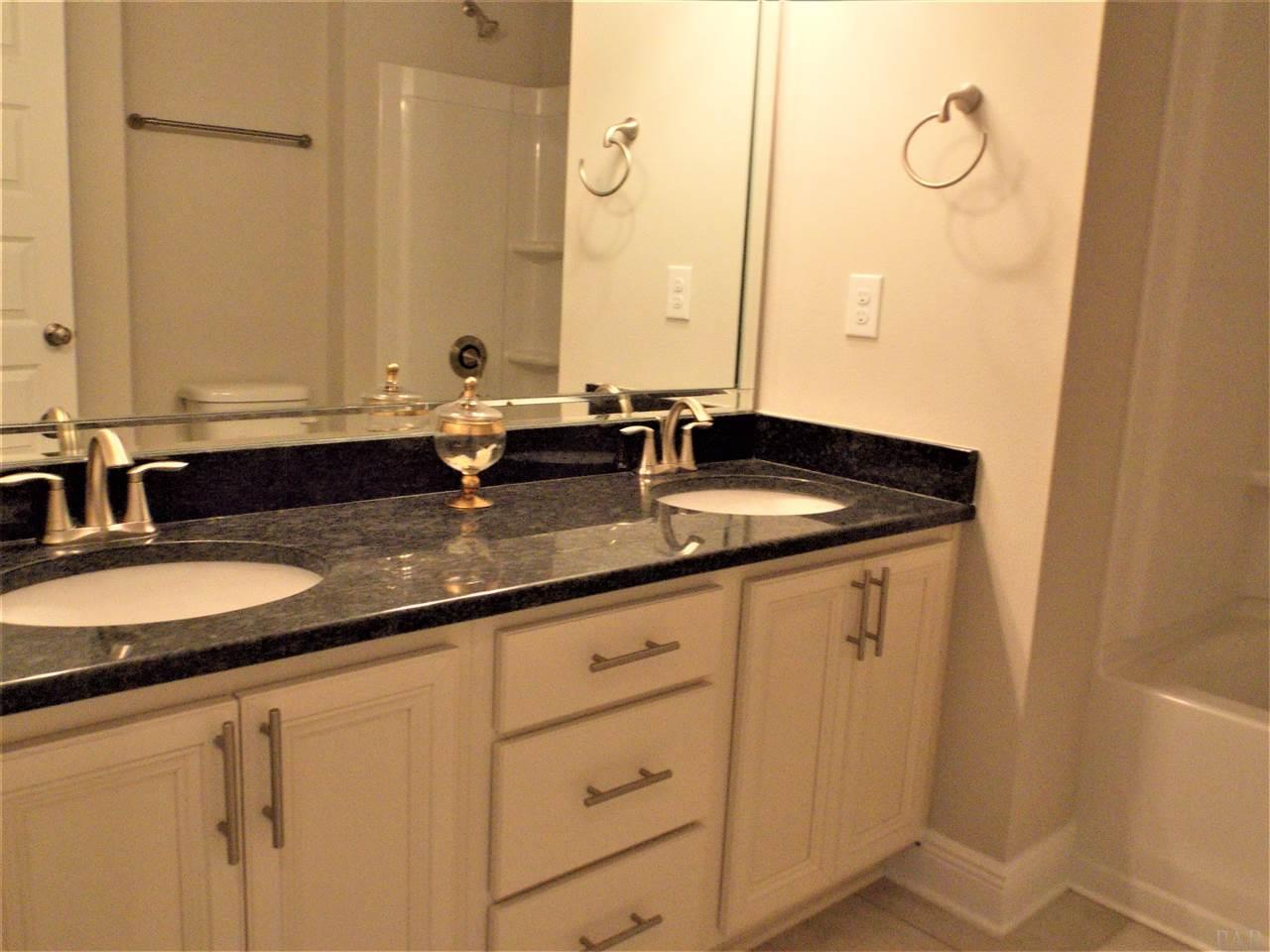 7966 Stream Ridge Road Pensacola, FL 32526 - Photo 11 of 44