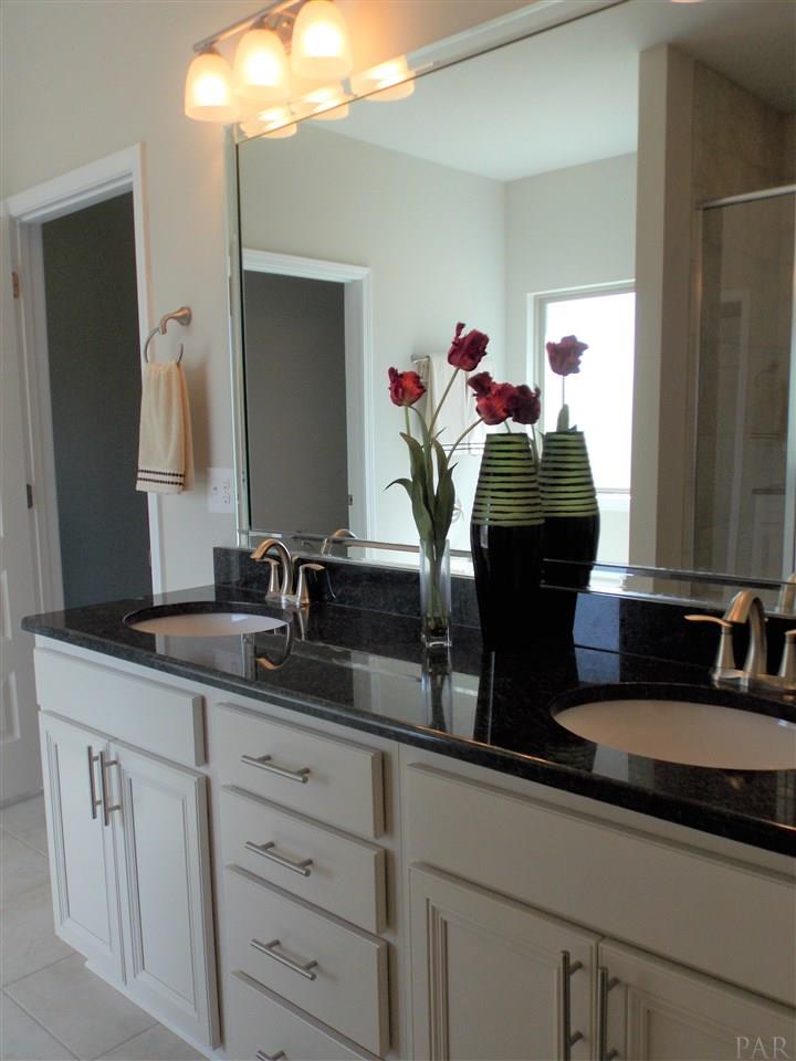 7966 Stream Ridge Road Pensacola, FL 32526 - Photo 14 of 44
