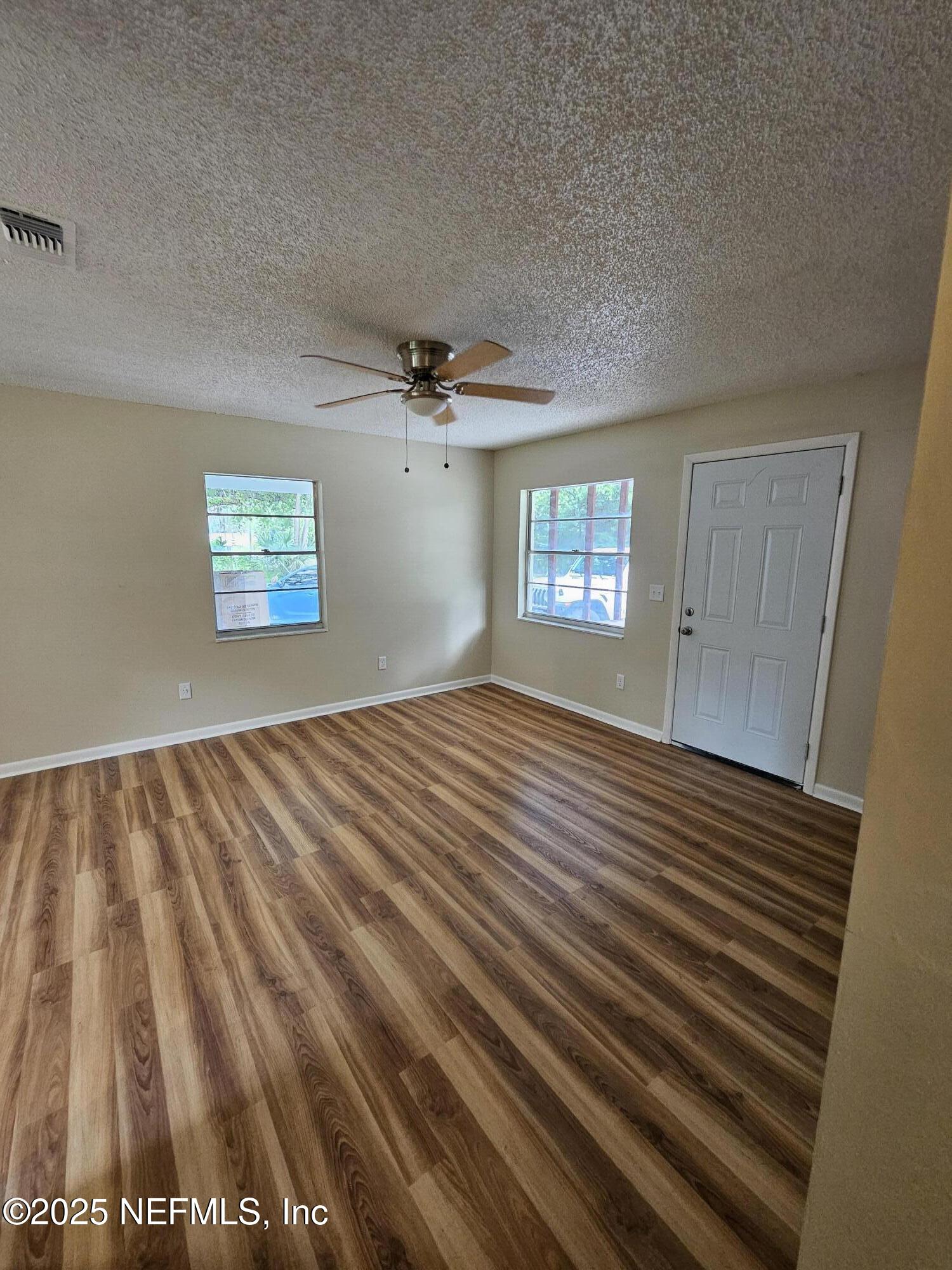 389 Clark Street Baldwin, FL 32234 - Photo 5 of 21 LR4