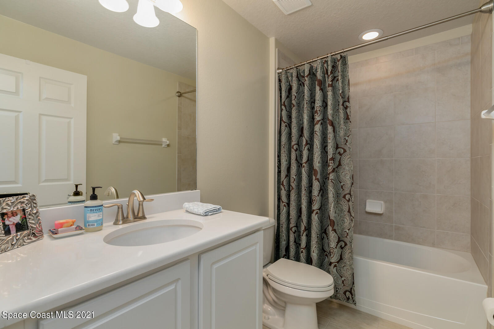 1398 Outrigger Circle Rockledge, FL 32955 - Photo 24 of 51 24_1398Outrigger208_mls
