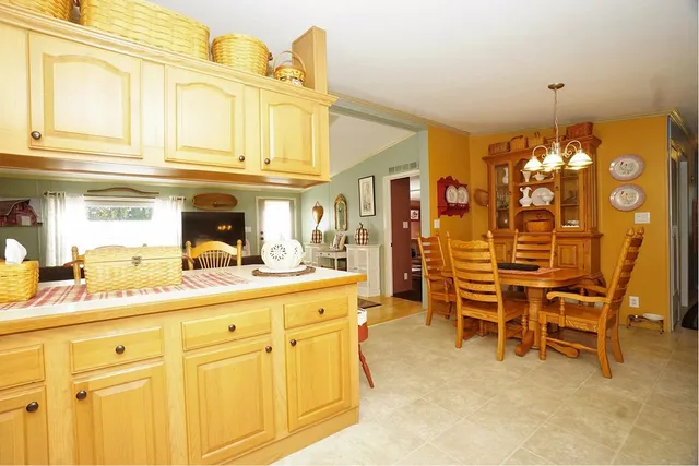 $339,900 | 28 West Street, Salem, NH 03079