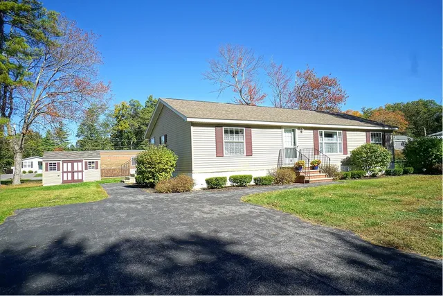 $339,900 | 28 West Street, Salem, NH 03079