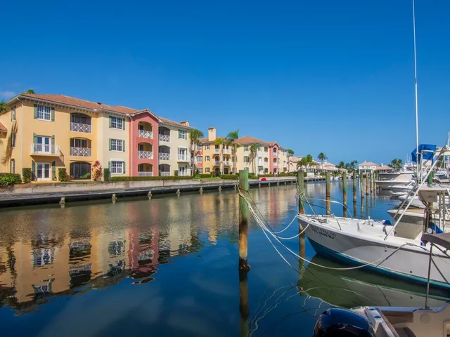 $2,900 | 5540 North Harbor Village Drive, Unit 103, Vero Beach, FL 32967