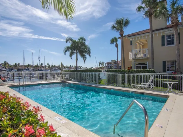 $2,900 | 5540 North Harbor Village Drive, Unit 103, Vero Beach, FL 32967