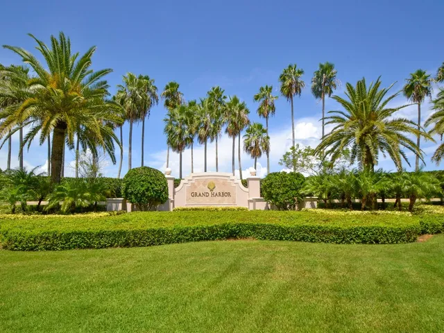 $2,900 | 5540 North Harbor Village Drive, Unit 103, Vero Beach, FL 32967