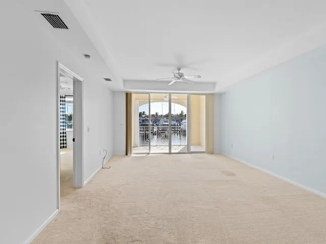 $2,900 | 5540 North Harbor Village Drive, Unit 103, Vero Beach, FL 32967