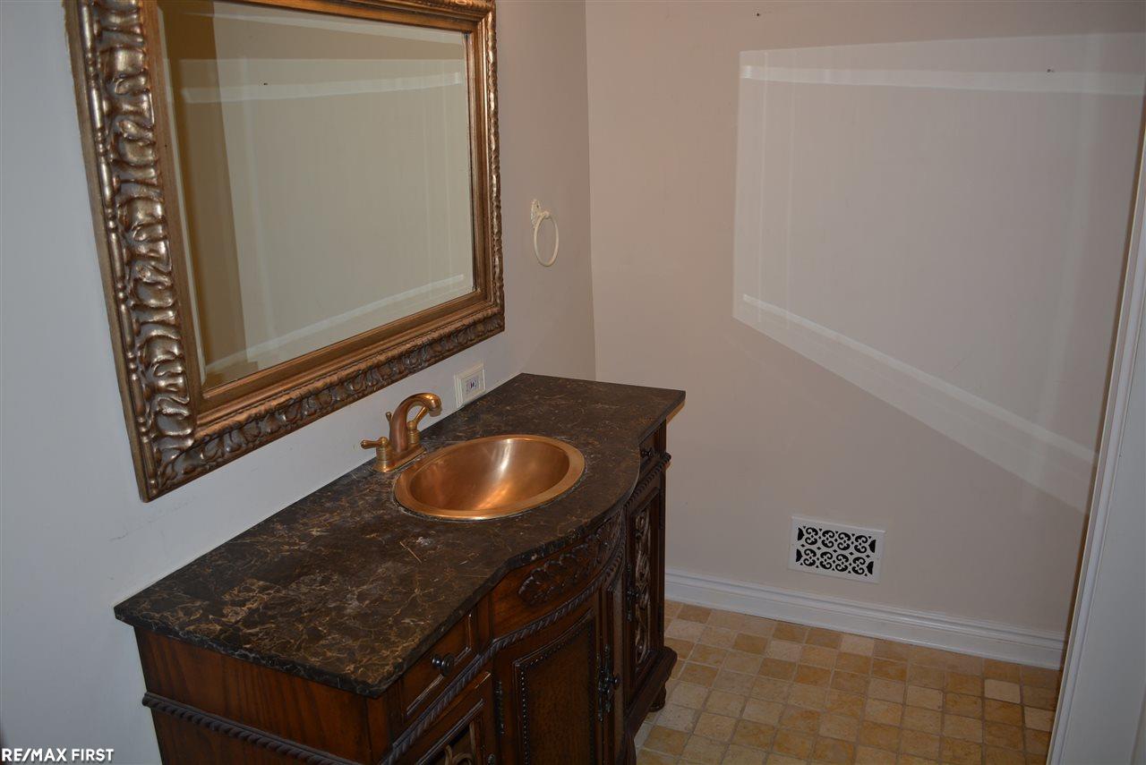 1350 Brewer Road Leonard, MI 48367 - Photo 38 of 73