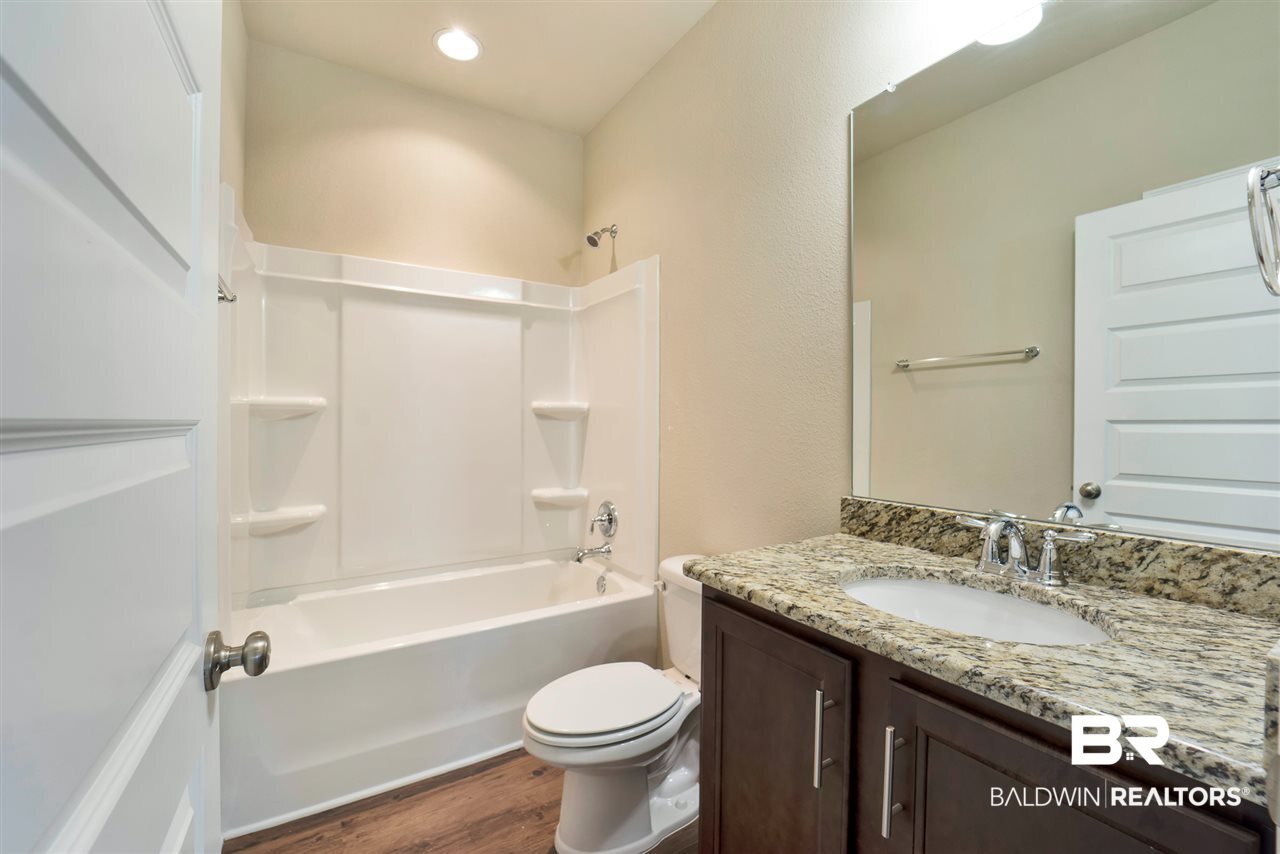 9405 Impala Drive Foley, AL 36535 - Photo 12 of 18 Guest Bath
