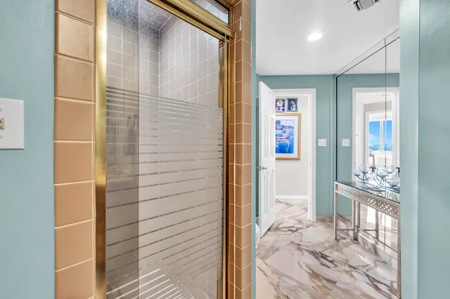 $4,350 | 320 Harbor Boulevard, Unit 901, Destin, FL 32541