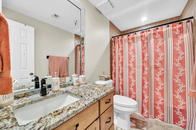 $4,350 | 320 Harbor Boulevard, Unit 901, Destin, FL 32541