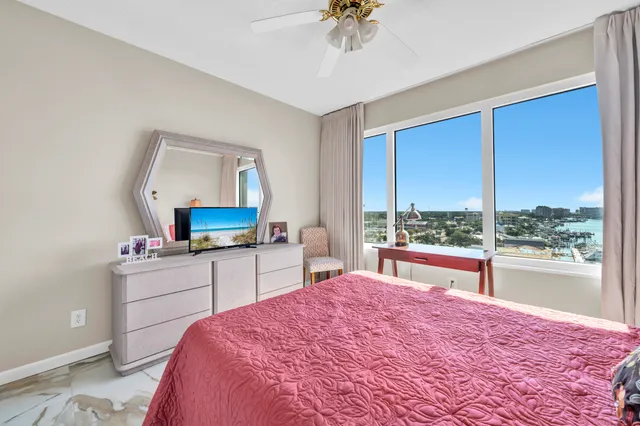 $4,350 | 320 Harbor Boulevard, Unit 901, Destin, FL 32541