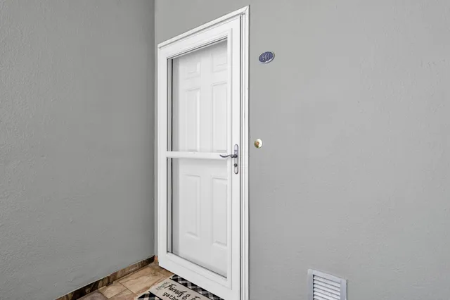 $4,350 | 320 Harbor Boulevard, Unit 901, Destin, FL 32541