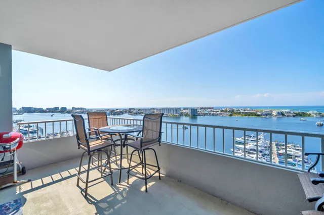 $4,350 | 320 Harbor Boulevard, Unit 901, Destin, FL 32541