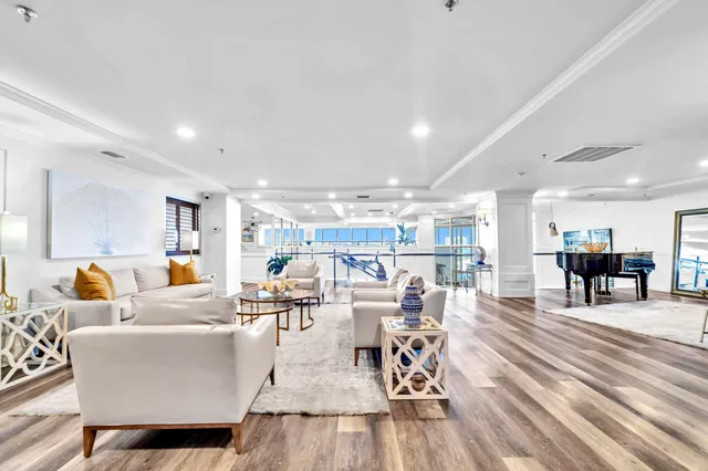 $4,350 | 320 Harbor Boulevard, Unit 901, Destin, FL 32541