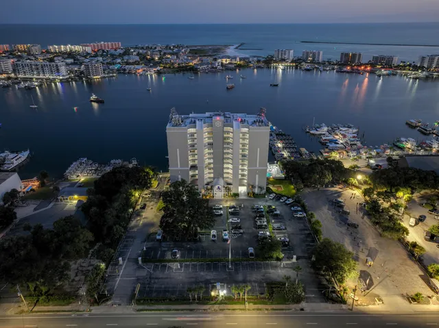 $4,350 | 320 Harbor Boulevard, Unit 901, Destin, FL 32541