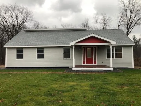 $649,900 | 20 Academy Avenue, Atkinson, NH 03811