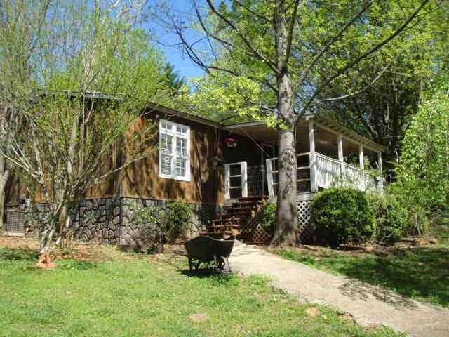 913 Hank Fry Road Clarkesville, GA 30523 - Photo 1 of 1