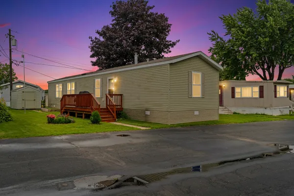$75,000 | 1025 Lake Street, Unit D19, Onalaska, WI 54650