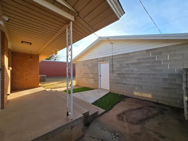 a view of a patio
