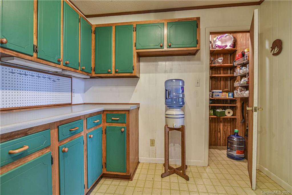 275 Cheoah View Road Bryson City, NC 28713 - Photo 18 of 35 Gallery Image 18
