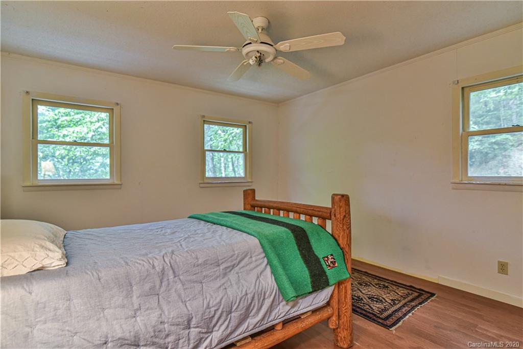 275 Cheoah View Road Bryson City, NC 28713 - Photo 20 of 35 Gallery Image 20