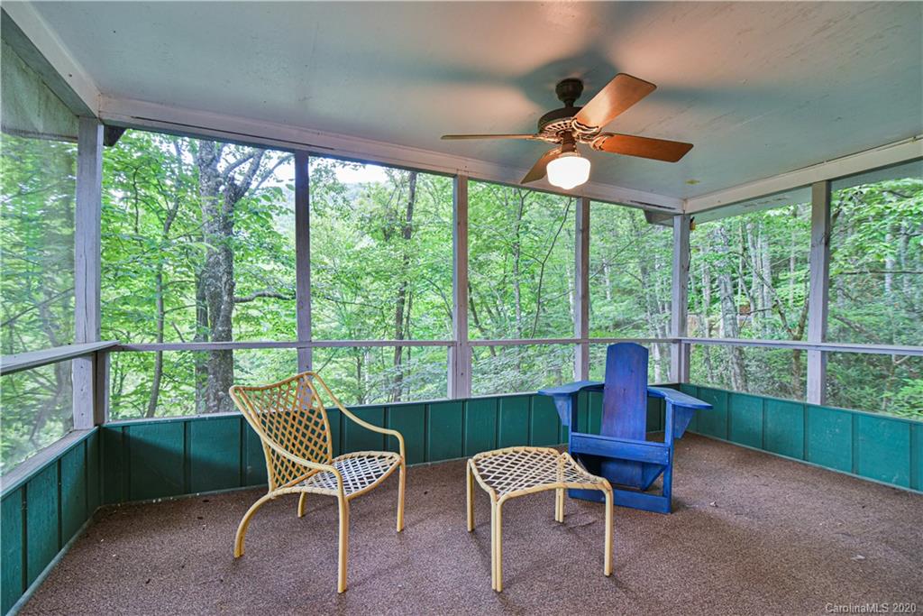 275 Cheoah View Road Bryson City, NC 28713 - Photo 28 of 35 Gallery Image 28