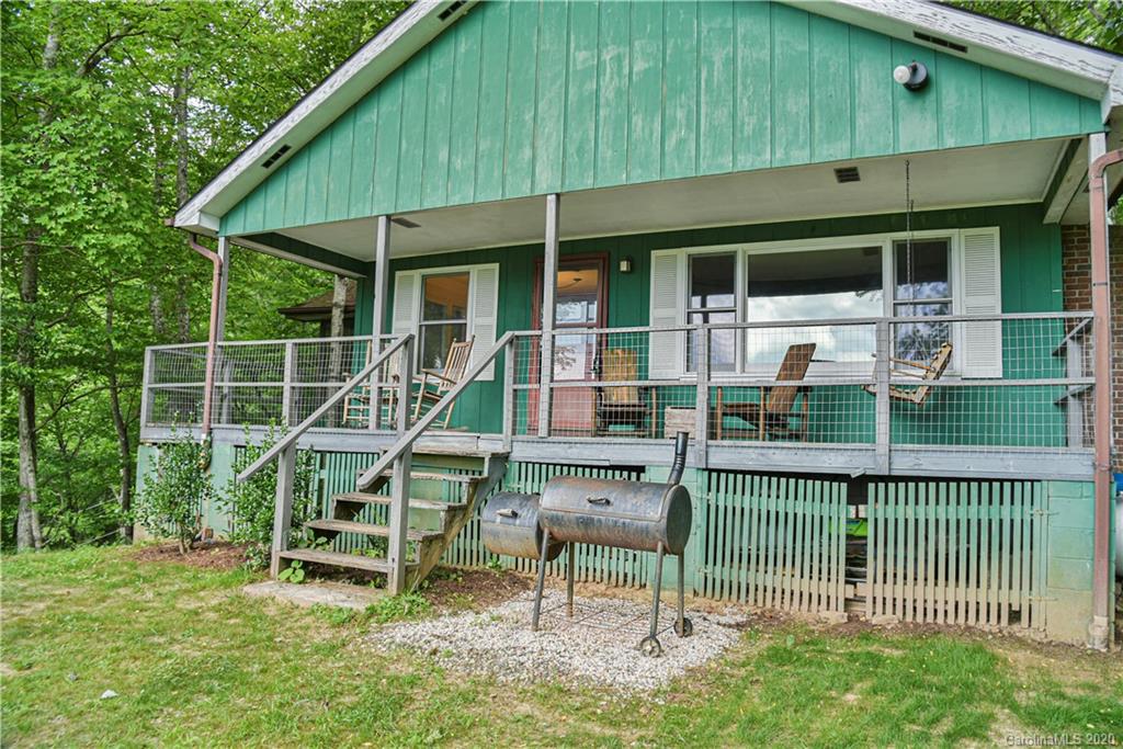 275 Cheoah View Road Bryson City, NC 28713 - Photo 4 of 35 Gallery Image 4