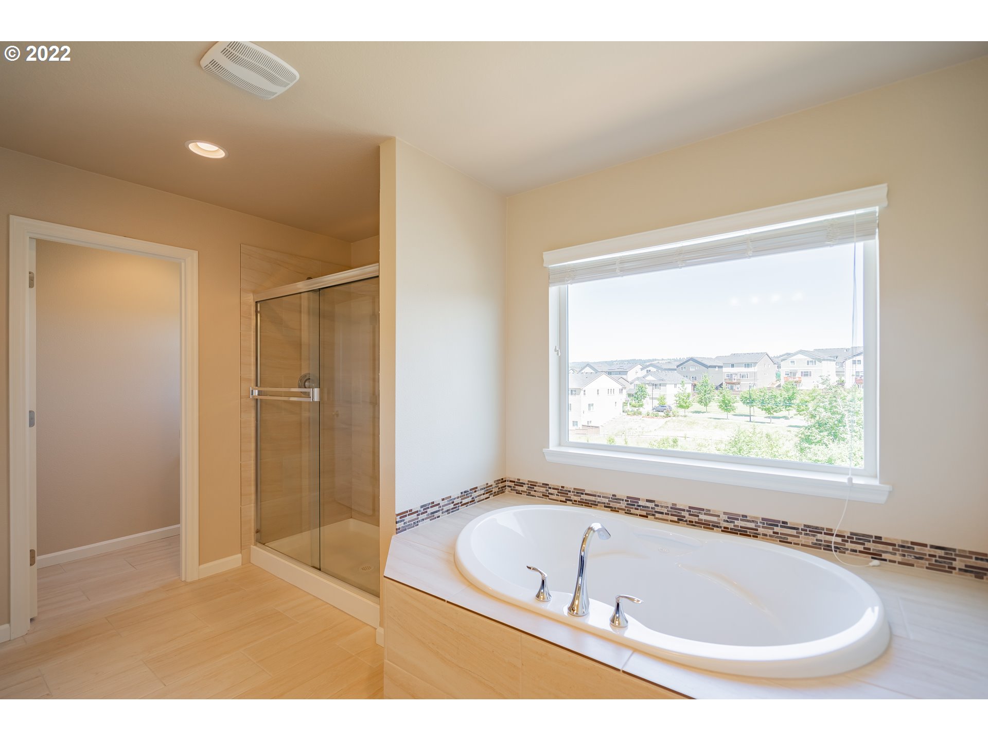 17007 Northwest Tristan Street Portland, OR 97229 - Photo 12 of 27 Bathroom