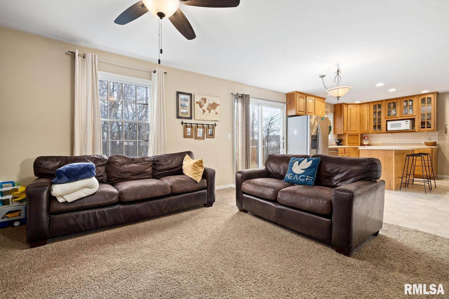 1901 Fieldstone Washington, IL 61571 - Photo 16 of 54 Gallery Image 16