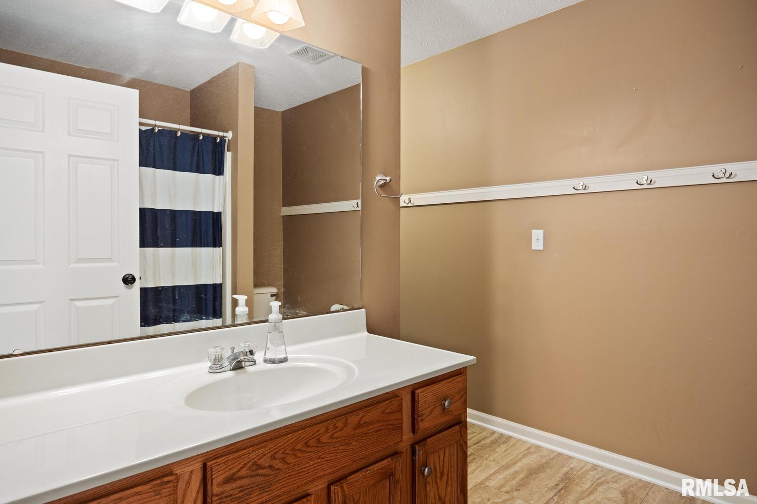 1901 Fieldstone Washington, IL 61571 - Photo 35 of 54 Gallery Image 35