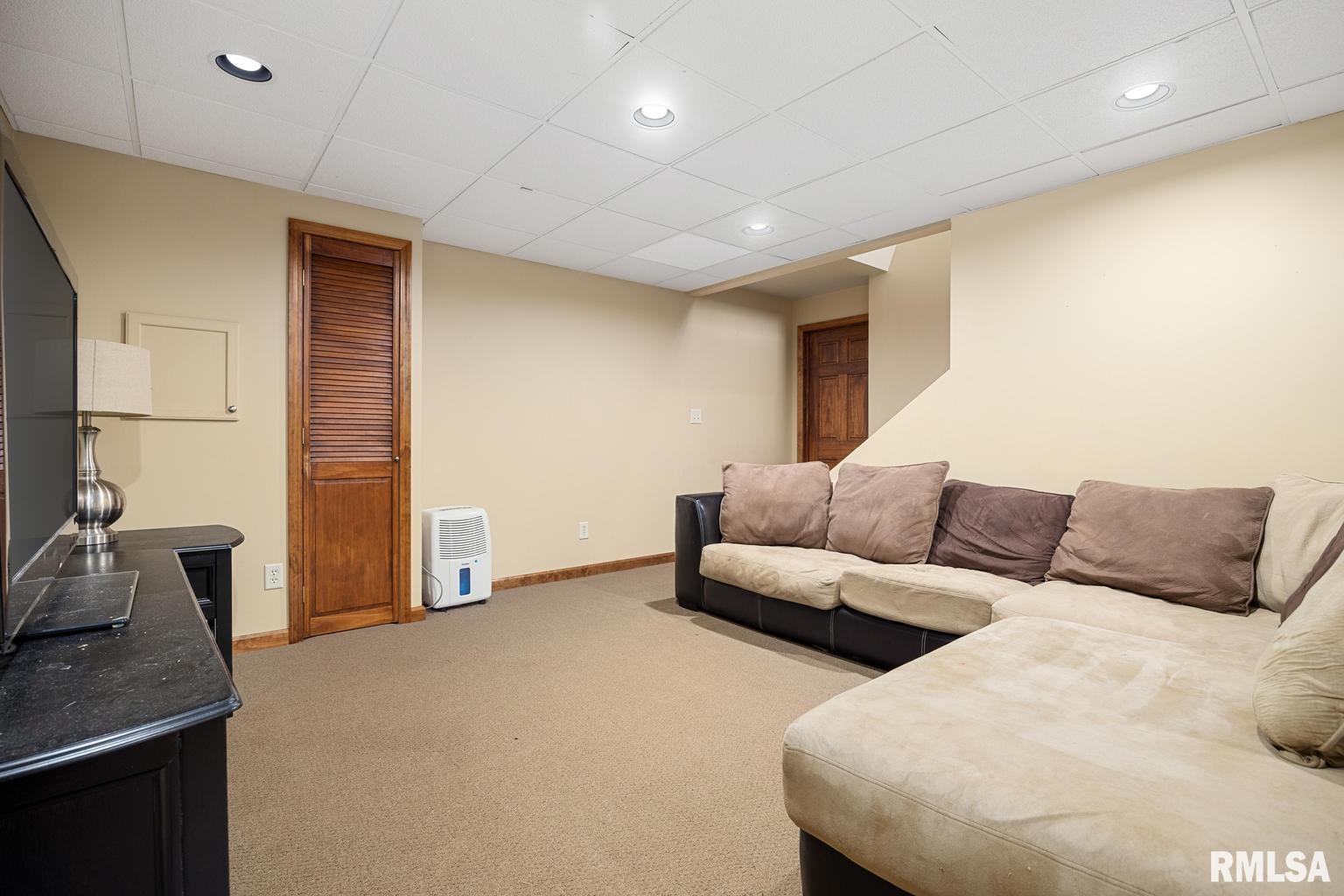 1901 Fieldstone Washington, IL 61571 - Photo 39 of 54 Gallery Image 39