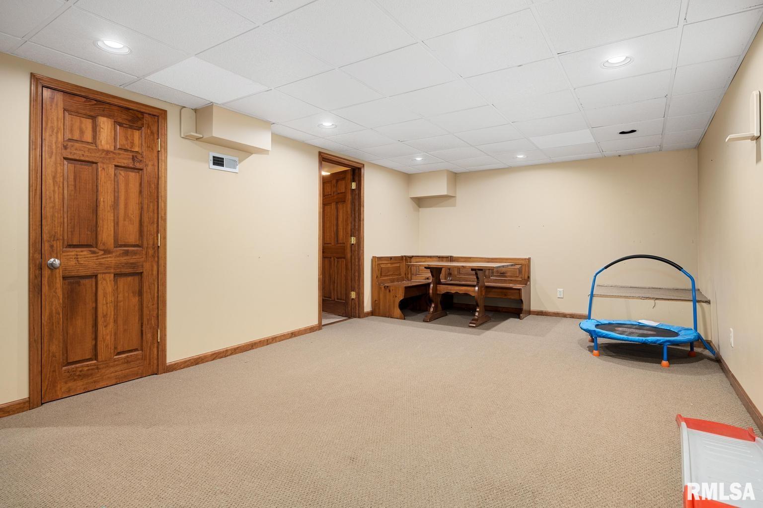 1901 Fieldstone Washington, IL 61571 - Photo 41 of 54 Gallery Image 41