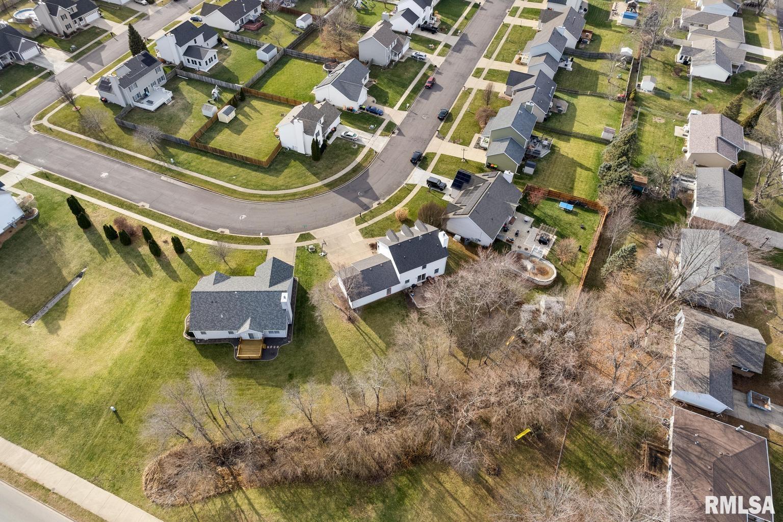 1901 Fieldstone Washington, IL 61571 - Photo 51 of 54 Gallery Image 51