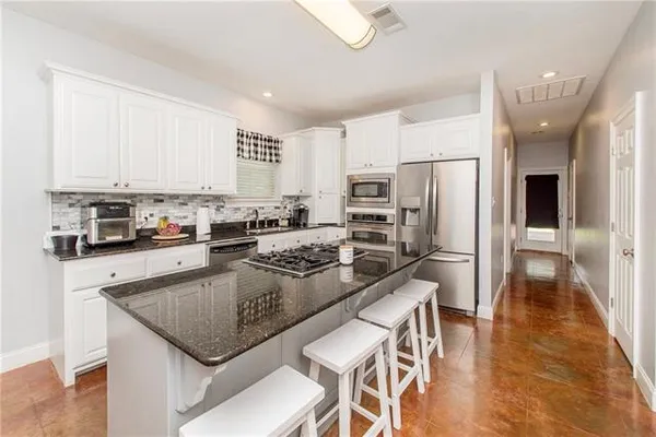 $549,900 | 12278 Coles Creek Boulevard, Hammond, LA 70403