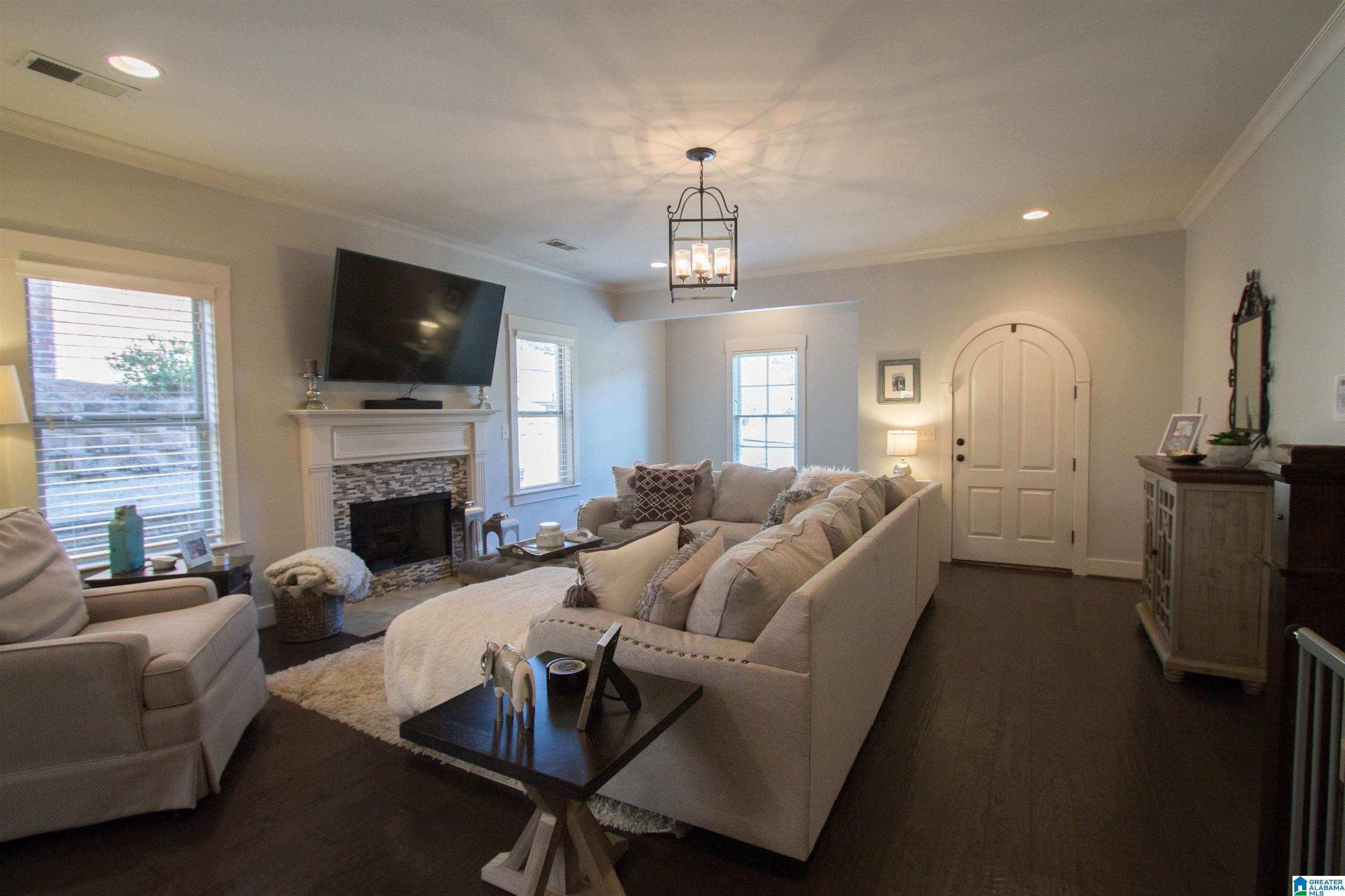 1461 Bristol Manor Birmingham, AL 35242 - Photo 4 of 43