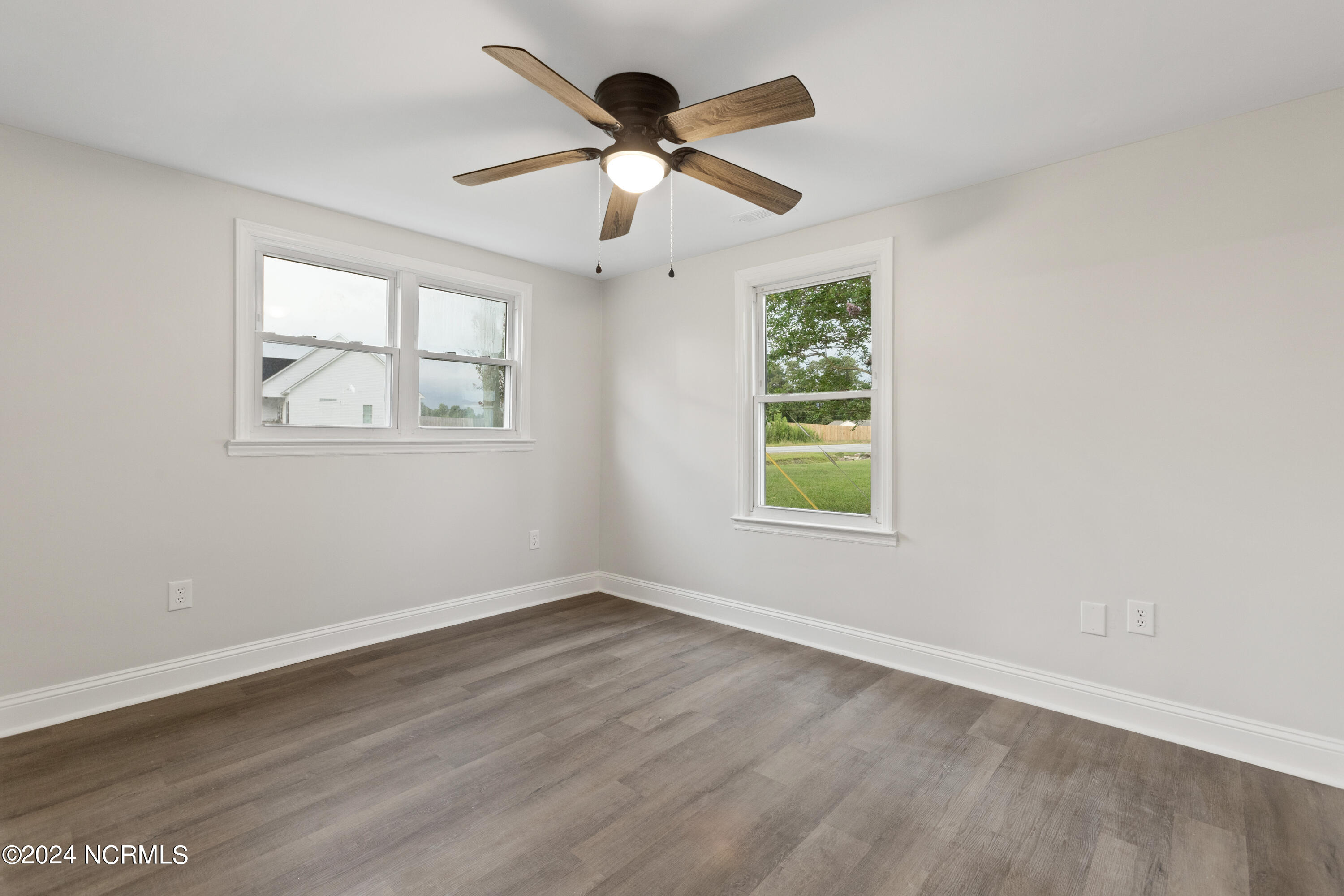 633 Haws Run Road Jacksonville, NC 28540 - Photo 13 of 27 14