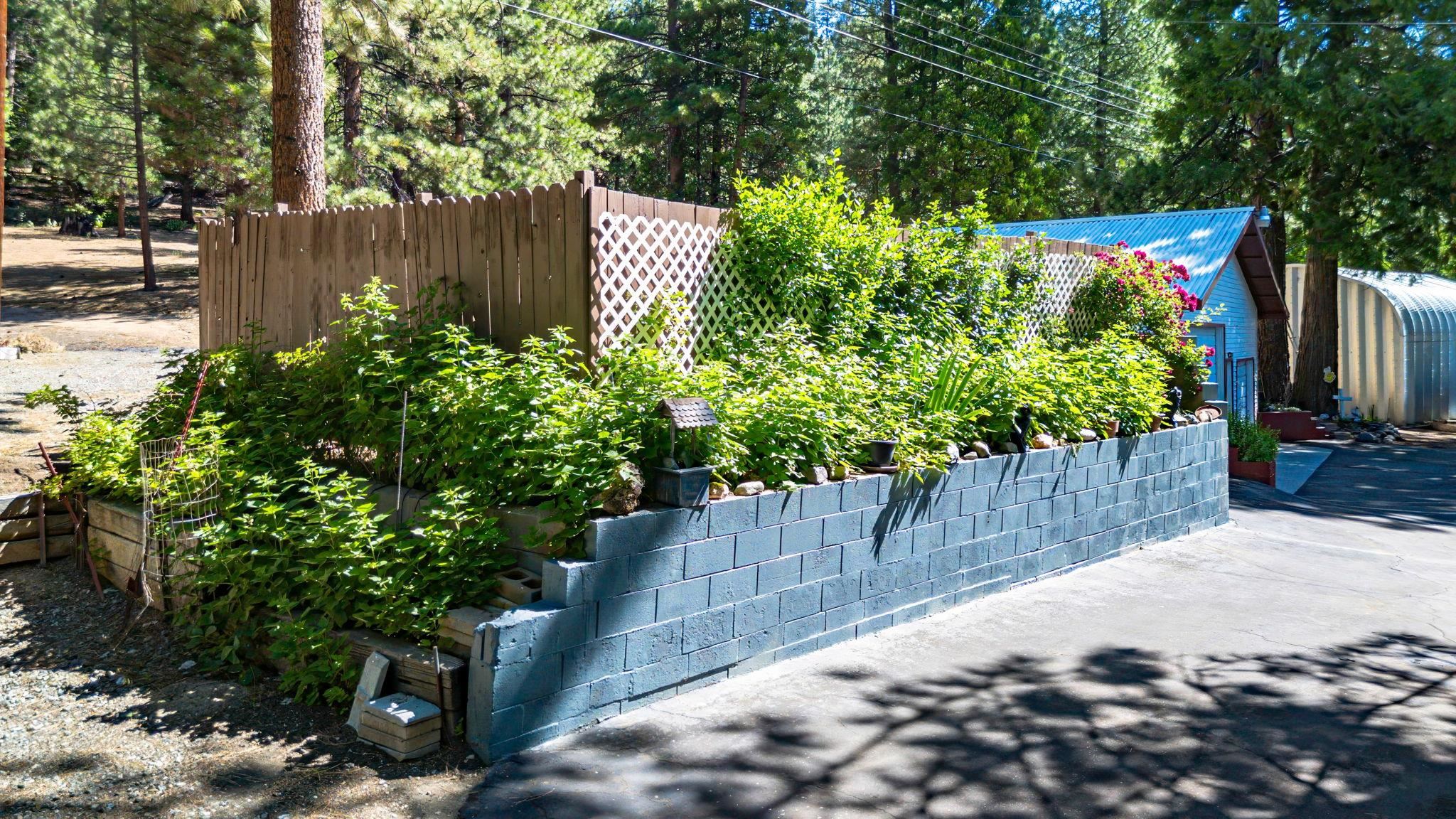 2883 Grizzly Road Portola, CA 96122 - Photo 24 of 50