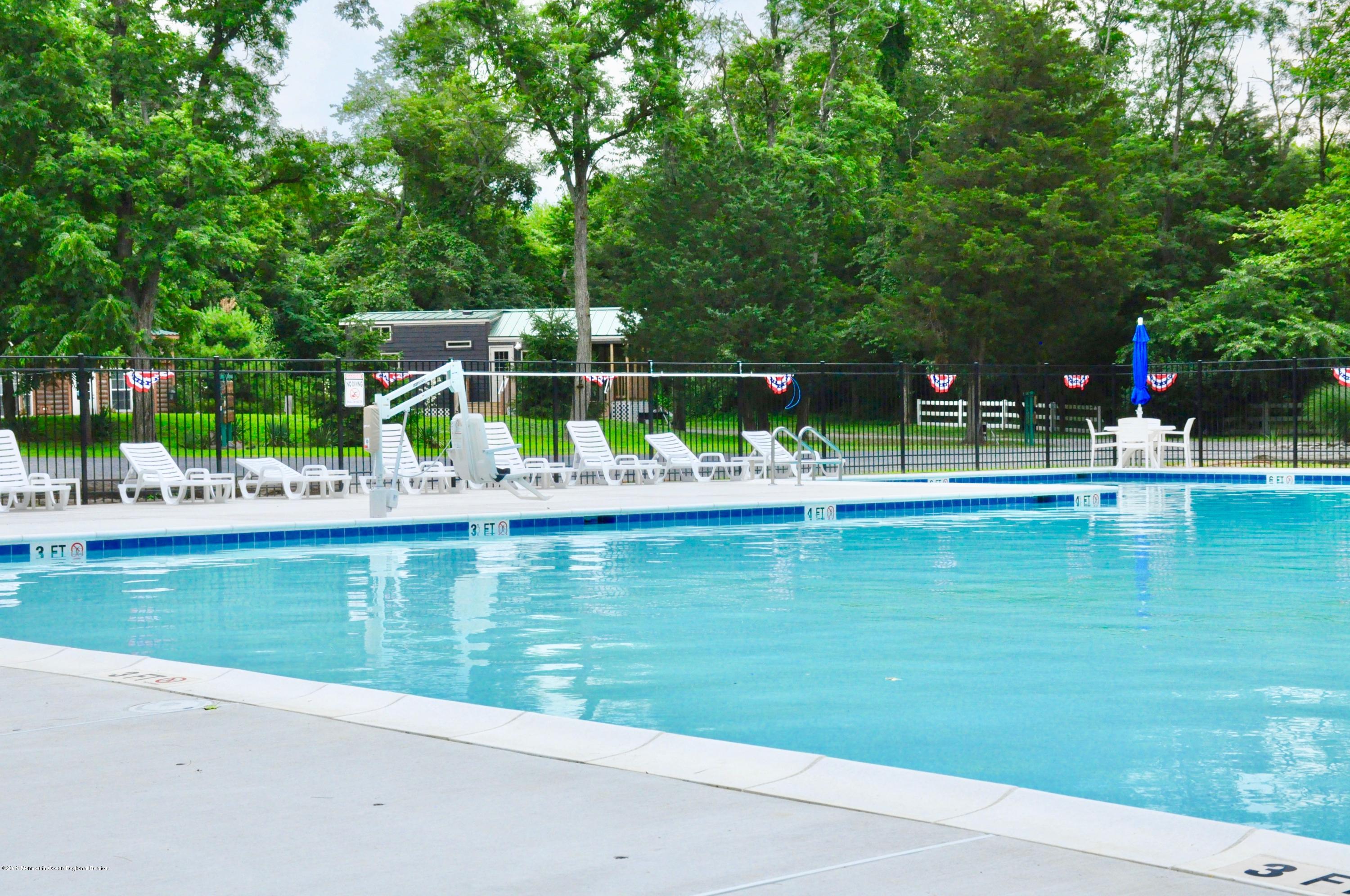 724 Route 537 Cream Ridge, Unit 69 Cream Ridge, NJ 08514 - Photo 20 of 21 Pool