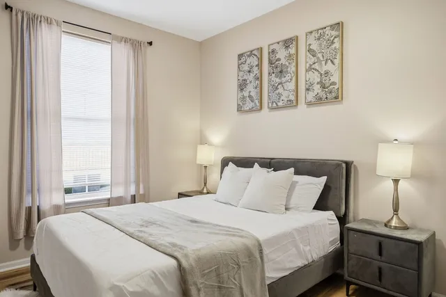 $3,000 | 8232 Concord Lane, Unit B, Justice, IL 60458