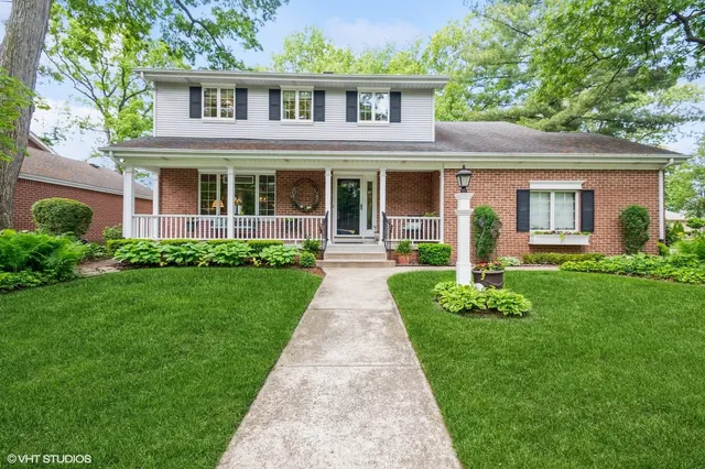 $374,900 | 18038 Whitman Lane, Lansing, IL 60438